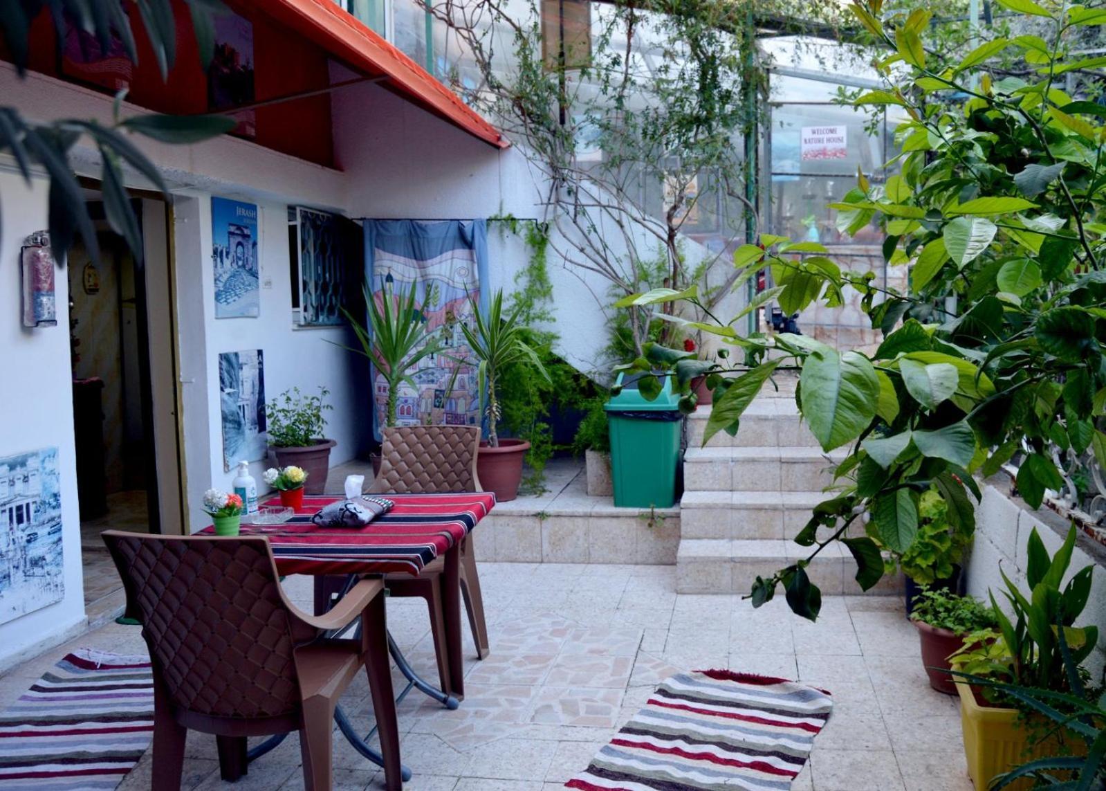 ג'אראש بيت الطبيعة Nature House מראה חיצוני תמונה
